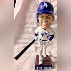 FAB 5 Freddie Freeman Los Angeles DODGERS bobblehead. Brand new in box.